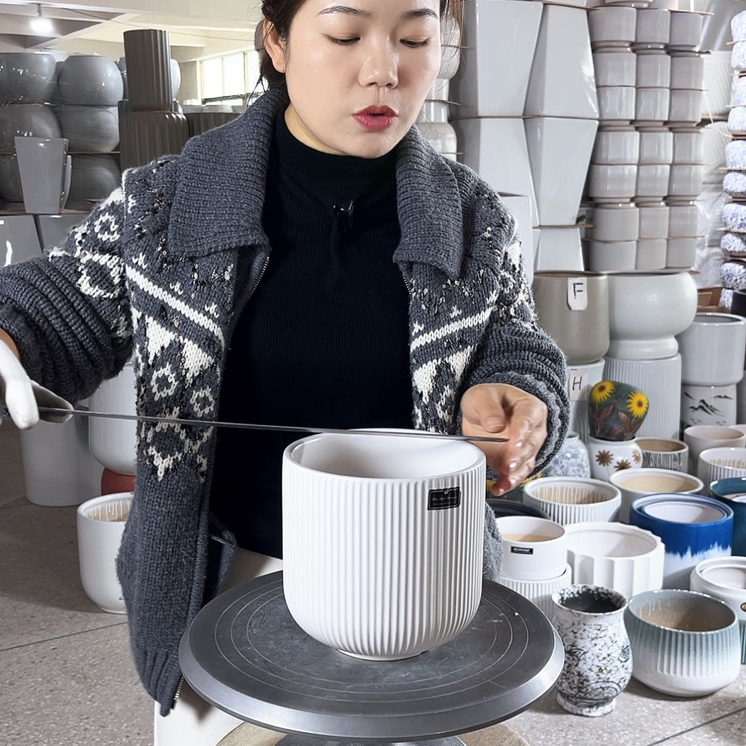 陶瓷口径15-15。亚白