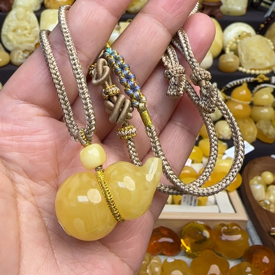 蜜蜡套链未镶嵌天然俄料蜜蜡葫芦吊坠