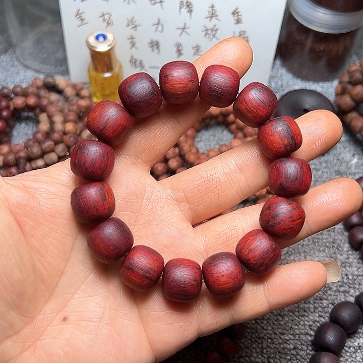 藤类降真香1.6老型红油红降精品超一档超级红