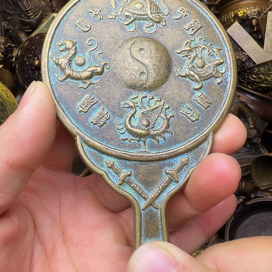 精品铜器，精品文玩