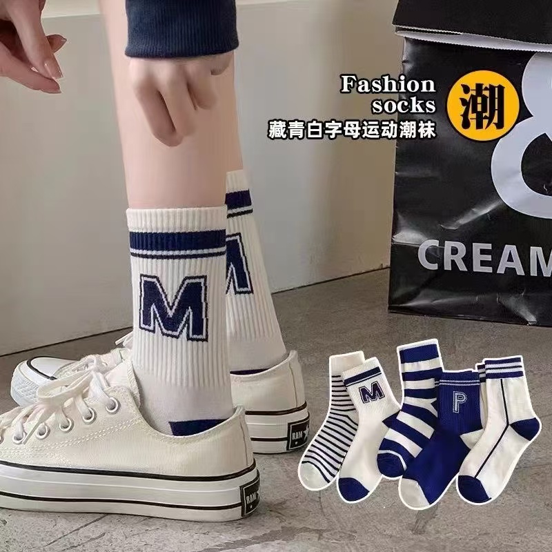 潮流字母运动袜简约美拉德中筒袜学院风时尚百搭复古运动风格袜