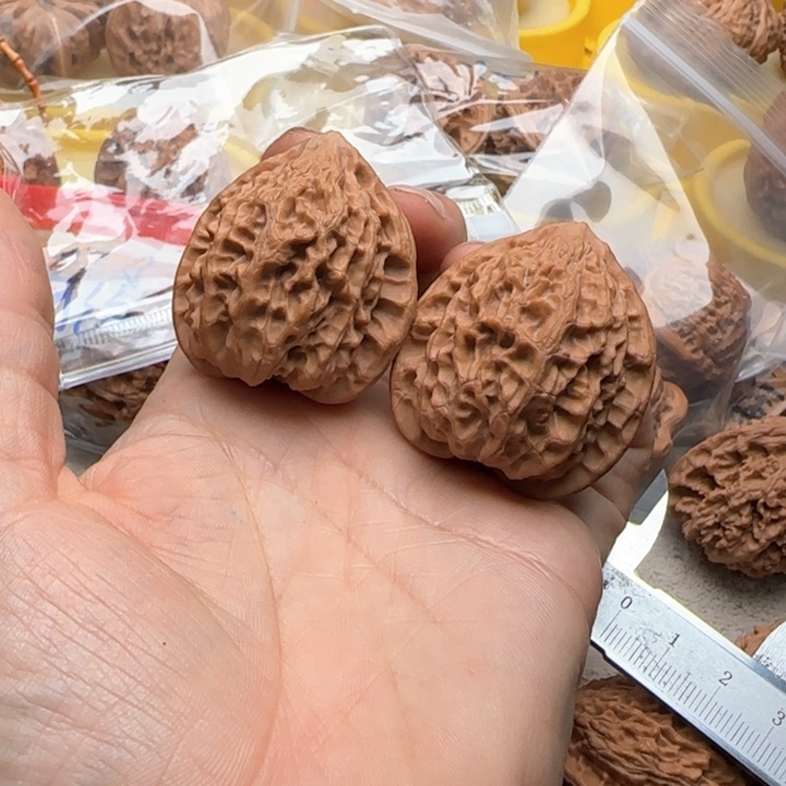 文玩核桃吊坠文**志39望瓶梅中