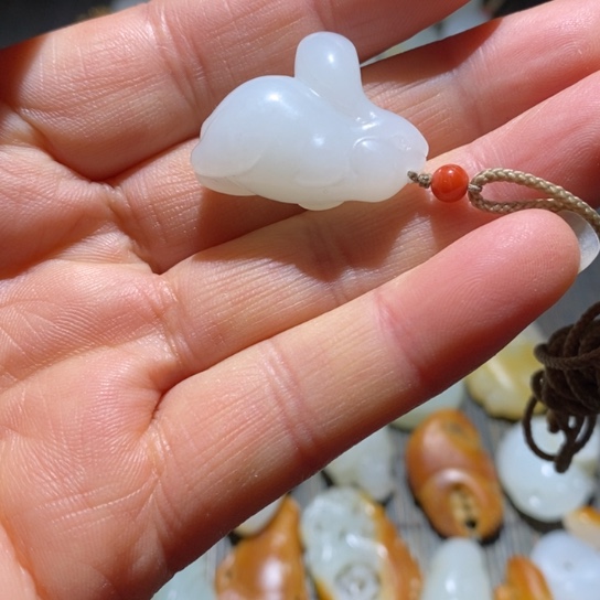 和田玉颈饰未镶嵌