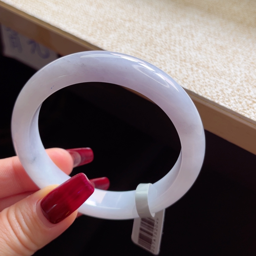 翡翠手镯未镶嵌手镯