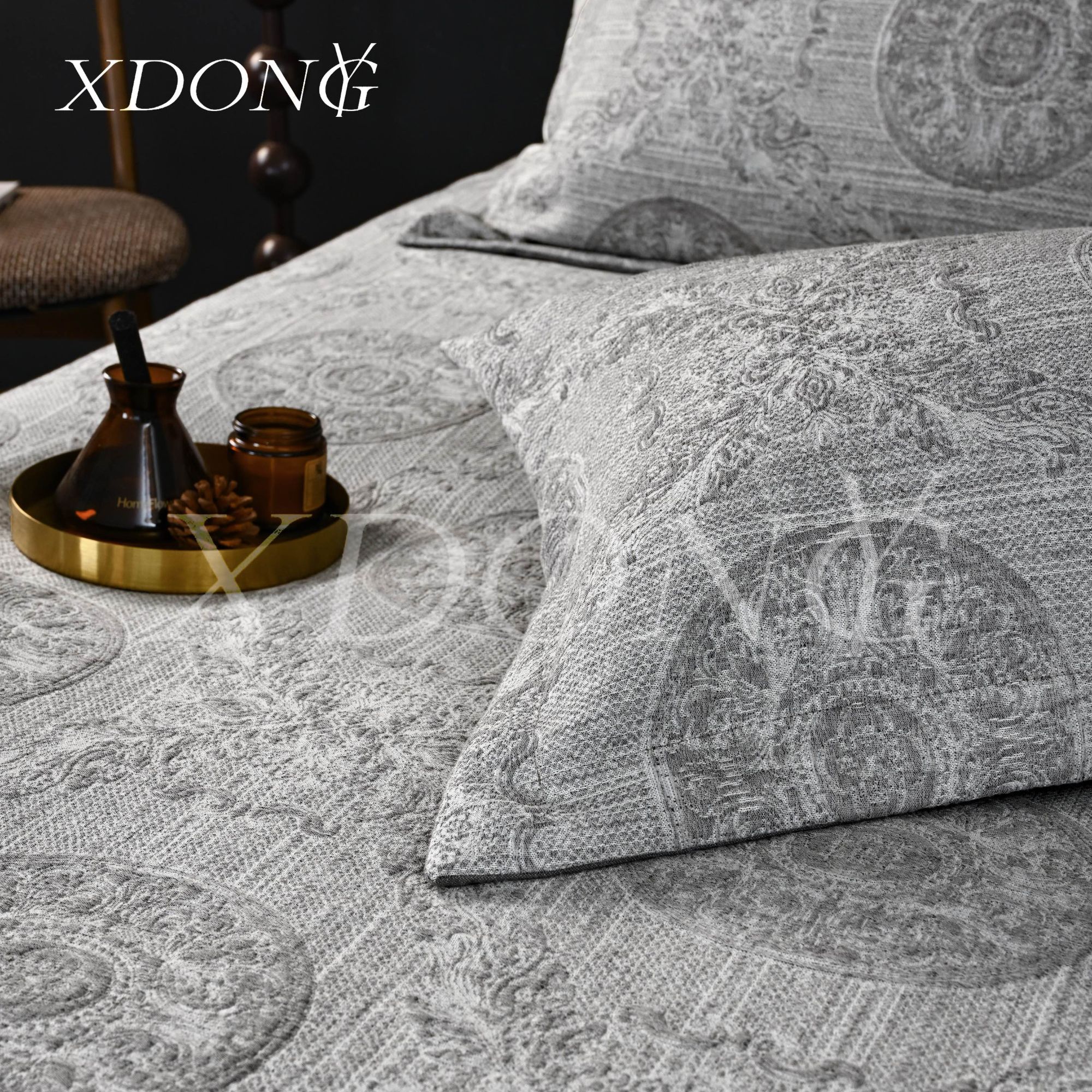 XDONGY（冬云家纺）48*72高奢柔软亲肤 静圆奇花灰 枕套一对装