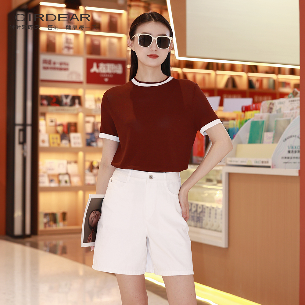 GIRDEAR/哥弟棕色拼色冰丝针织短袖2025夏季新款百搭T恤女1399733