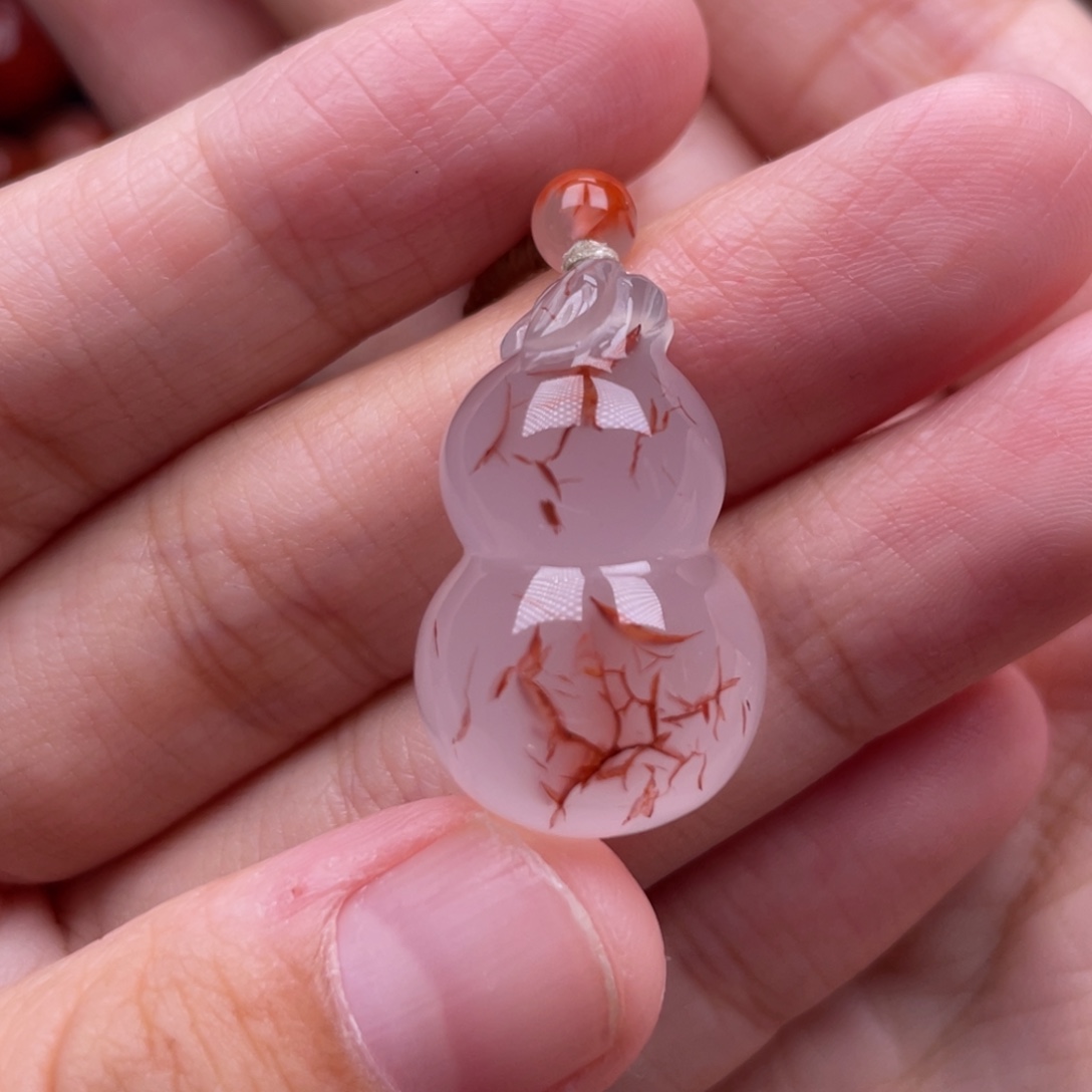 南红玛瑙未镶嵌珠宝奇石葫芦吊坠