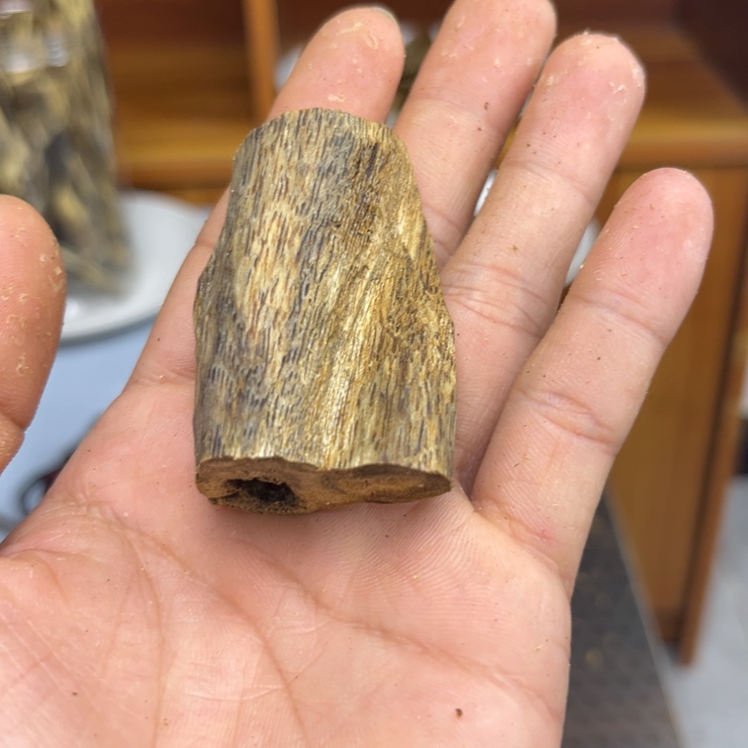 沉香沉香碎屑乌身12克