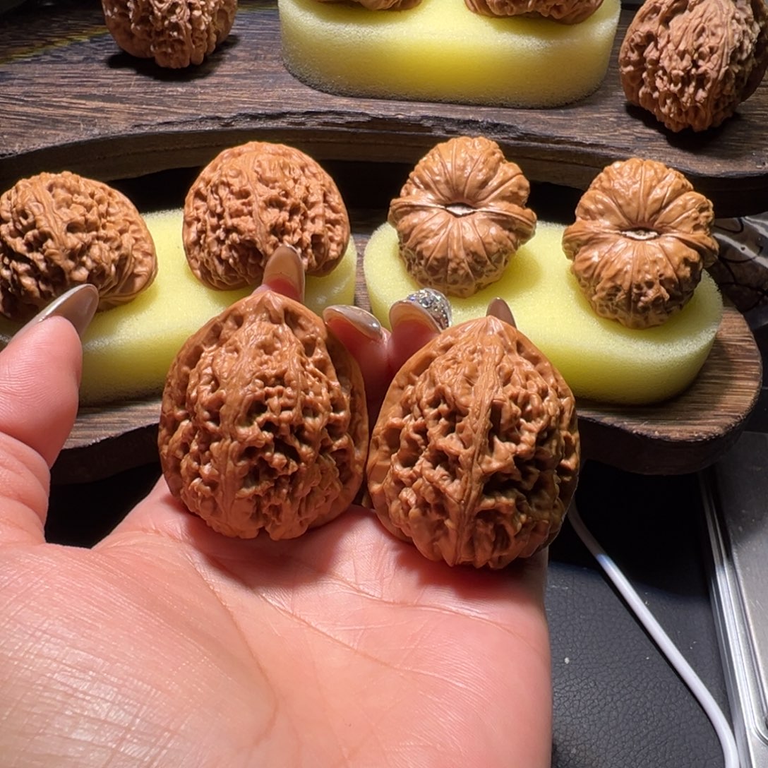 文玩核桃吊坠凤凰台37修