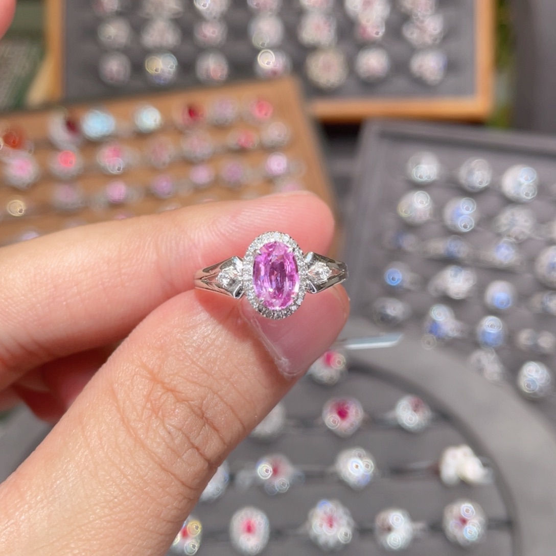 彩色蓝宝石戒指18K金镶嵌1.14ct 无烧