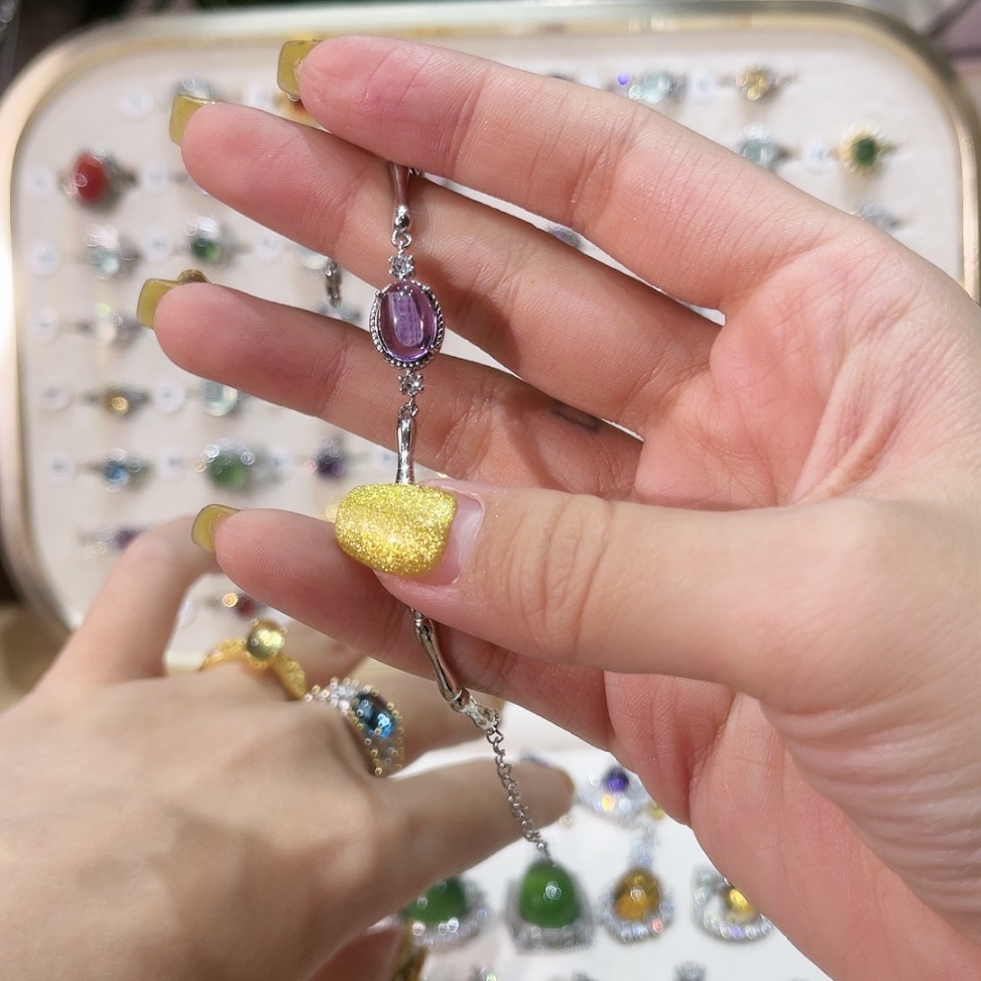 蛇纹石玉戒指银S925镶嵌心****彩