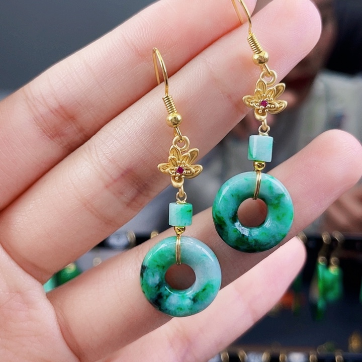 翡翠耳饰未镶嵌饰品