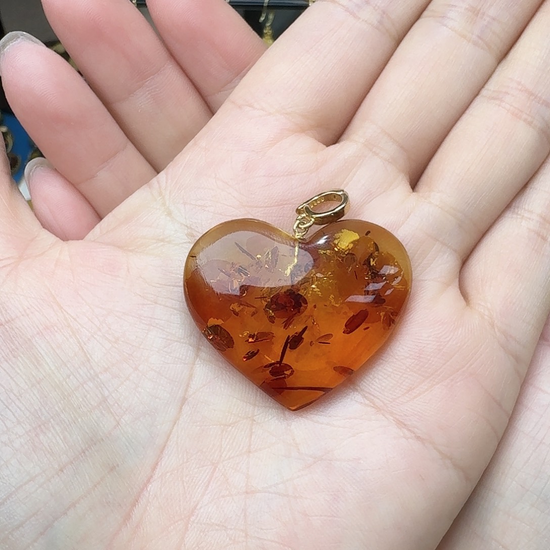 裸石琥珀未镶嵌吊坠