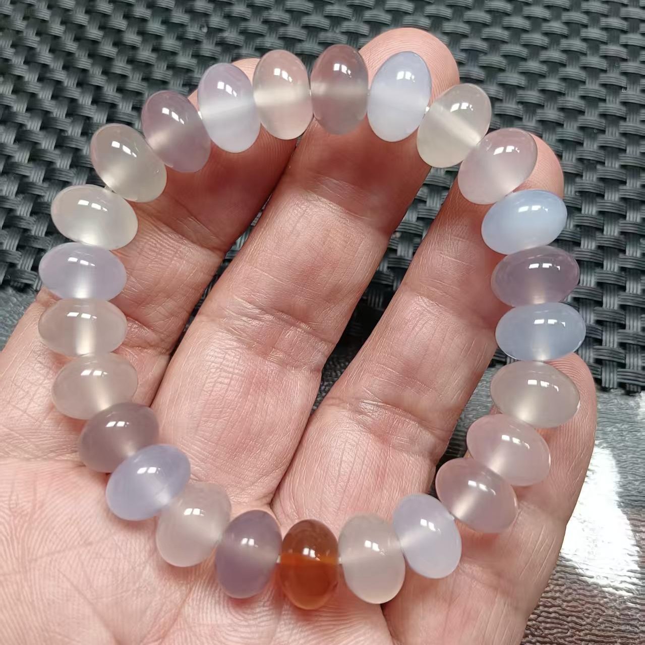 天然玛瑙多宝手串（微瑕不退不换）