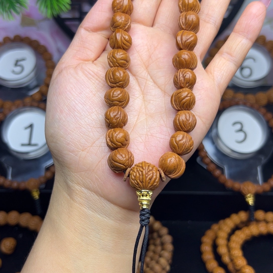 桃核吊坠龙纹桃核手持