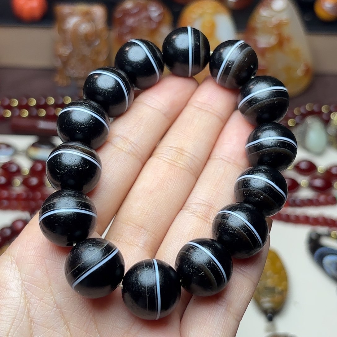 空***白未镶嵌颈饰玛瑙/玉髓