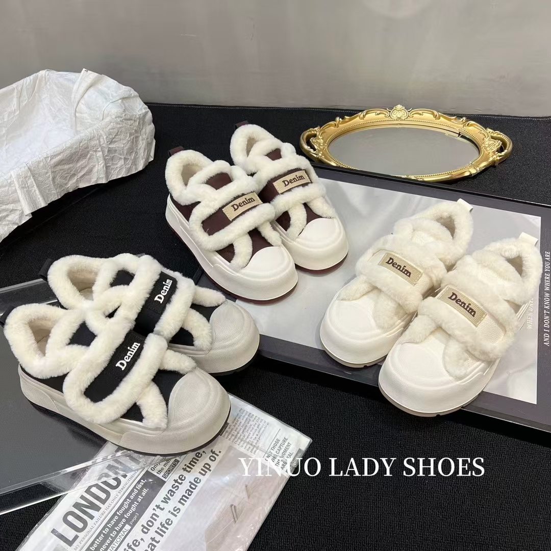 板鞋中跟圆头休闲板鞋包头女鞋厚底皮毛一体保暖交叉高帮外穿