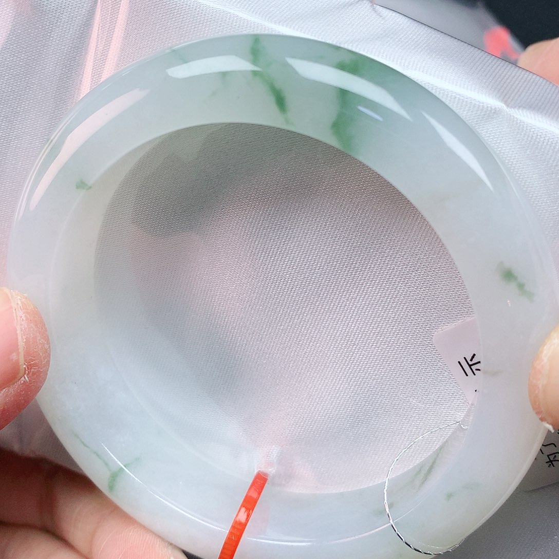 翡翠手镯未镶嵌55+圈