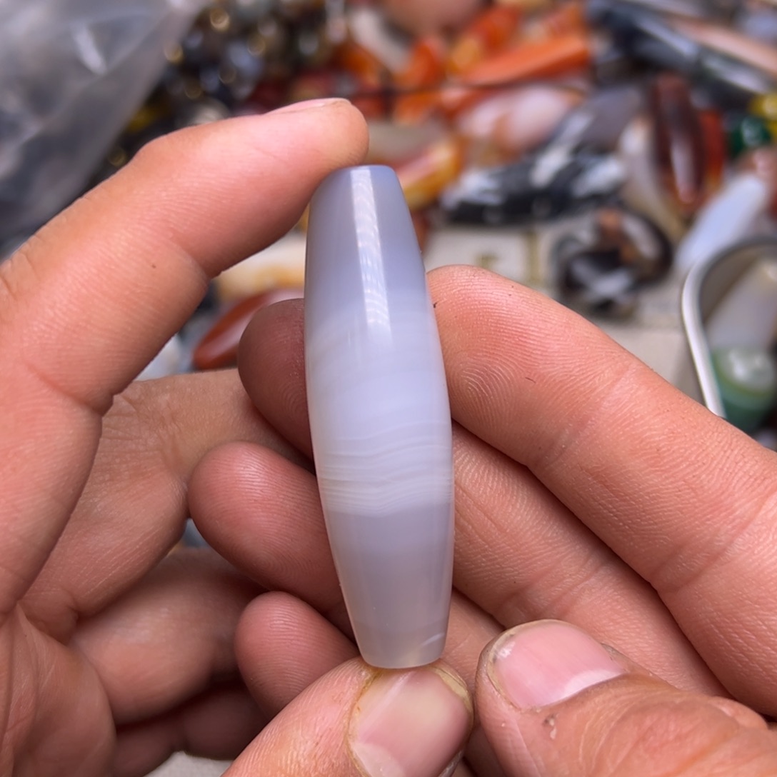 玛瑙/玉髓颈饰合金