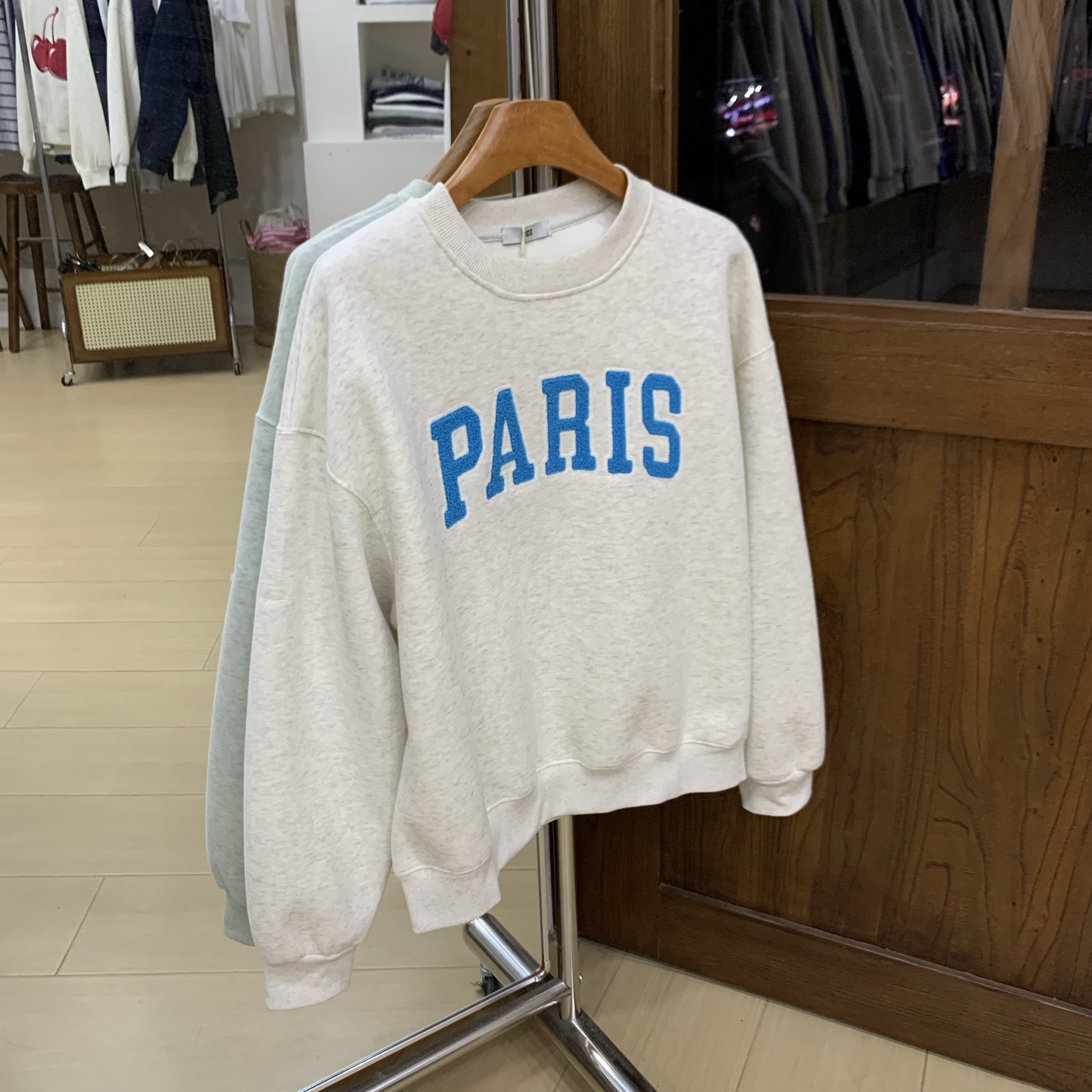 秋季新款百搭韩系圆领毛巾绣paris字母卫衣9591