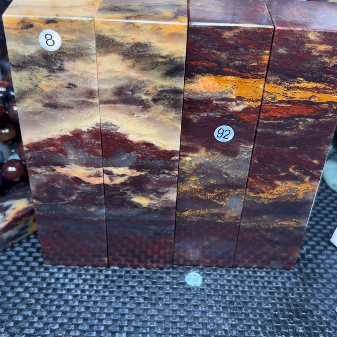 用***1石材桂林鸡血摆件，编号：8➕92