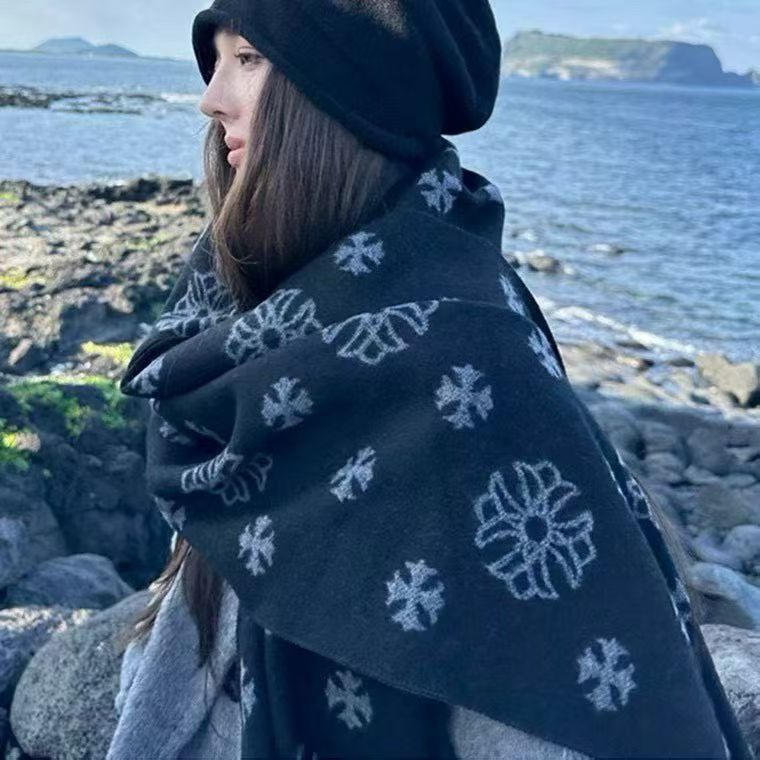 内蒙古厂家直邮办公室保暖披肩针织羊毛混纺外搭冬季加厚高级围巾