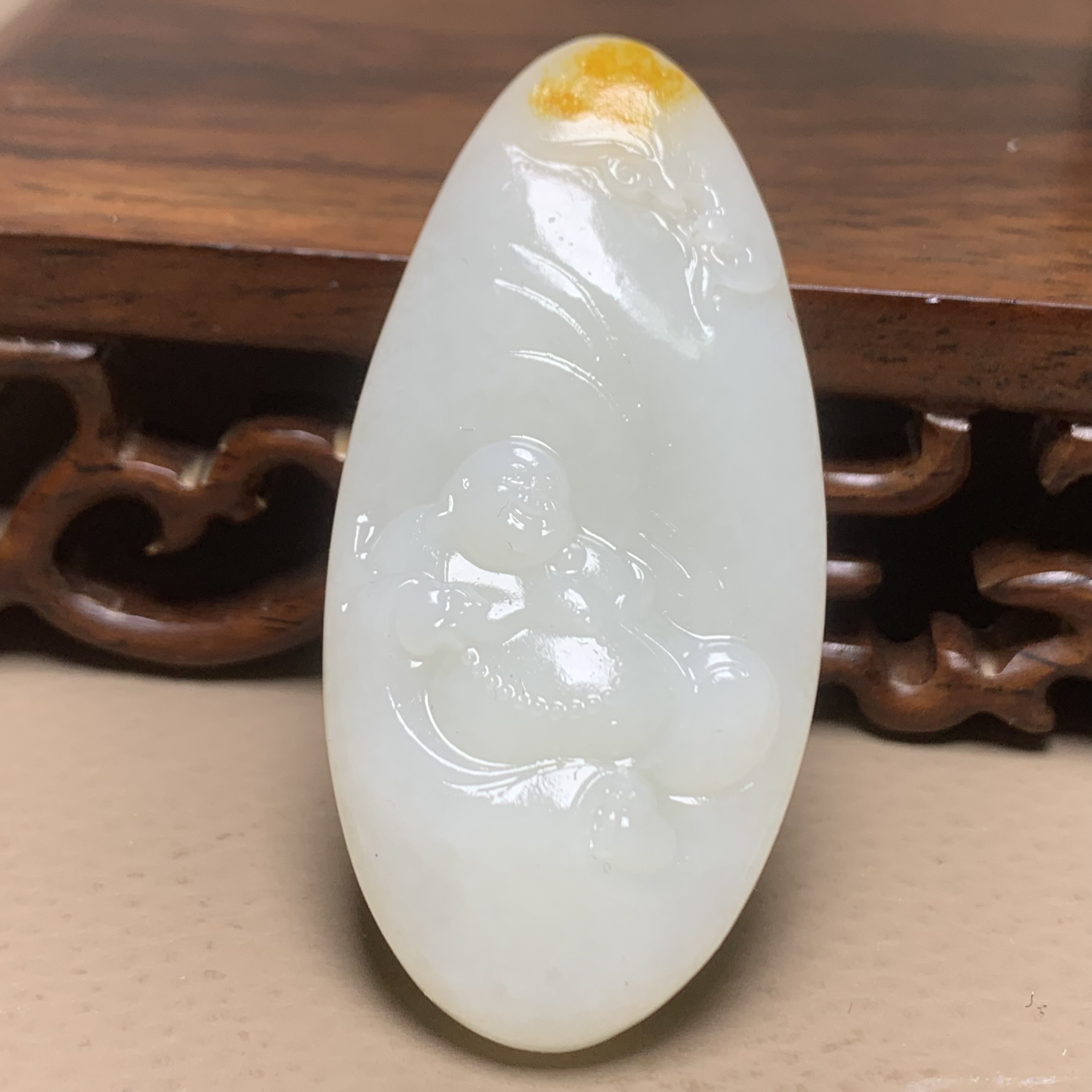 D1323珠宝玉石精选和田玉吊坠