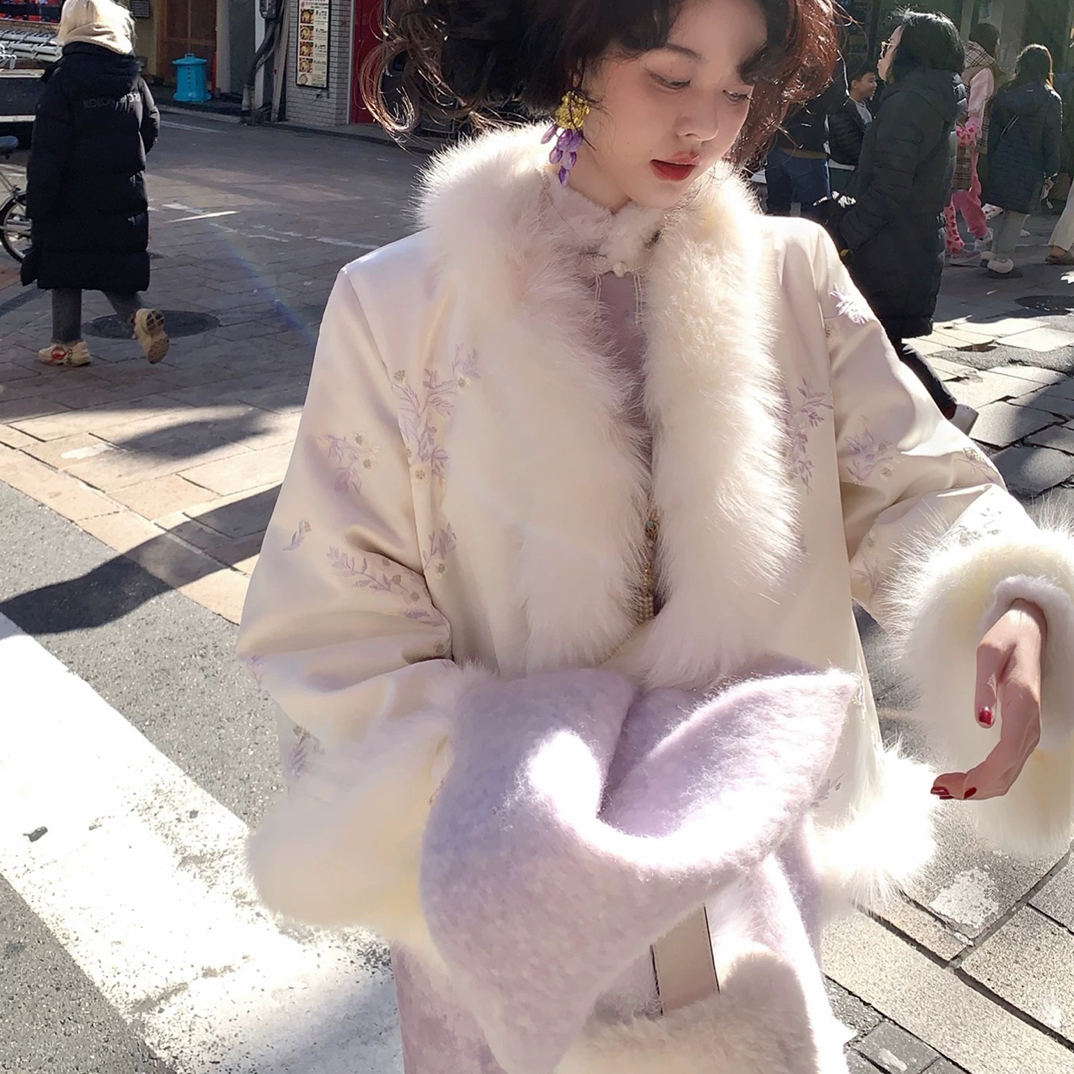 V-3380 长亭雪 亮丝绣花 加绵加厚冬款年轻款旗袍大外套