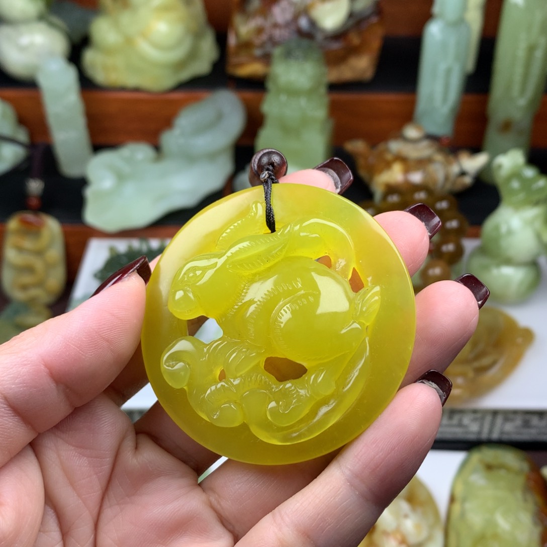 岫玉手把件未镶嵌