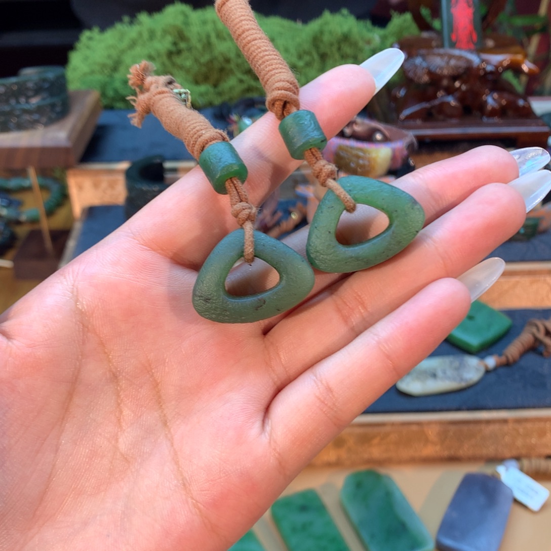 和田玉（糖玉）未镶嵌挂件