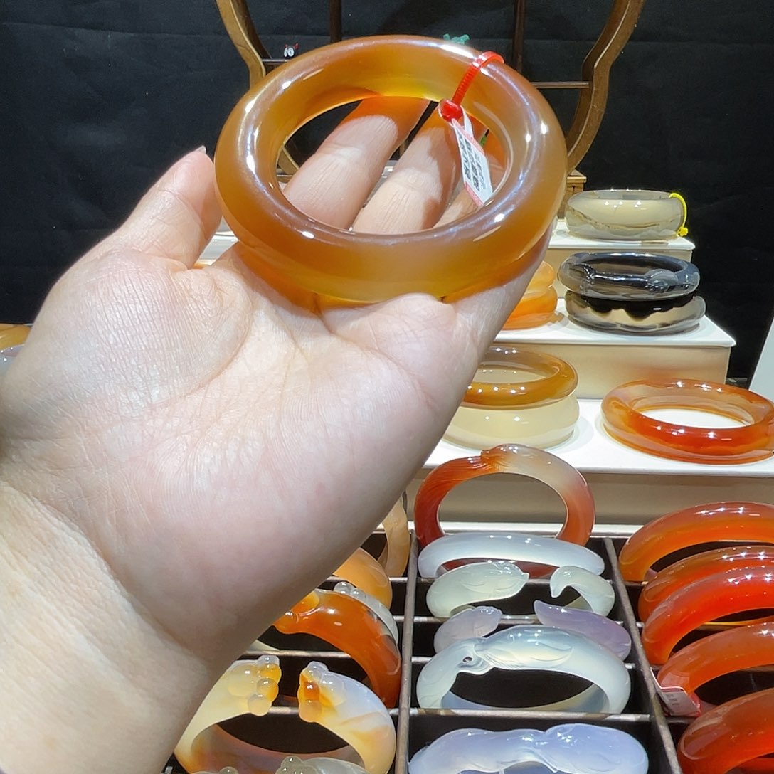 玛瑙/玉髓未镶嵌手镯