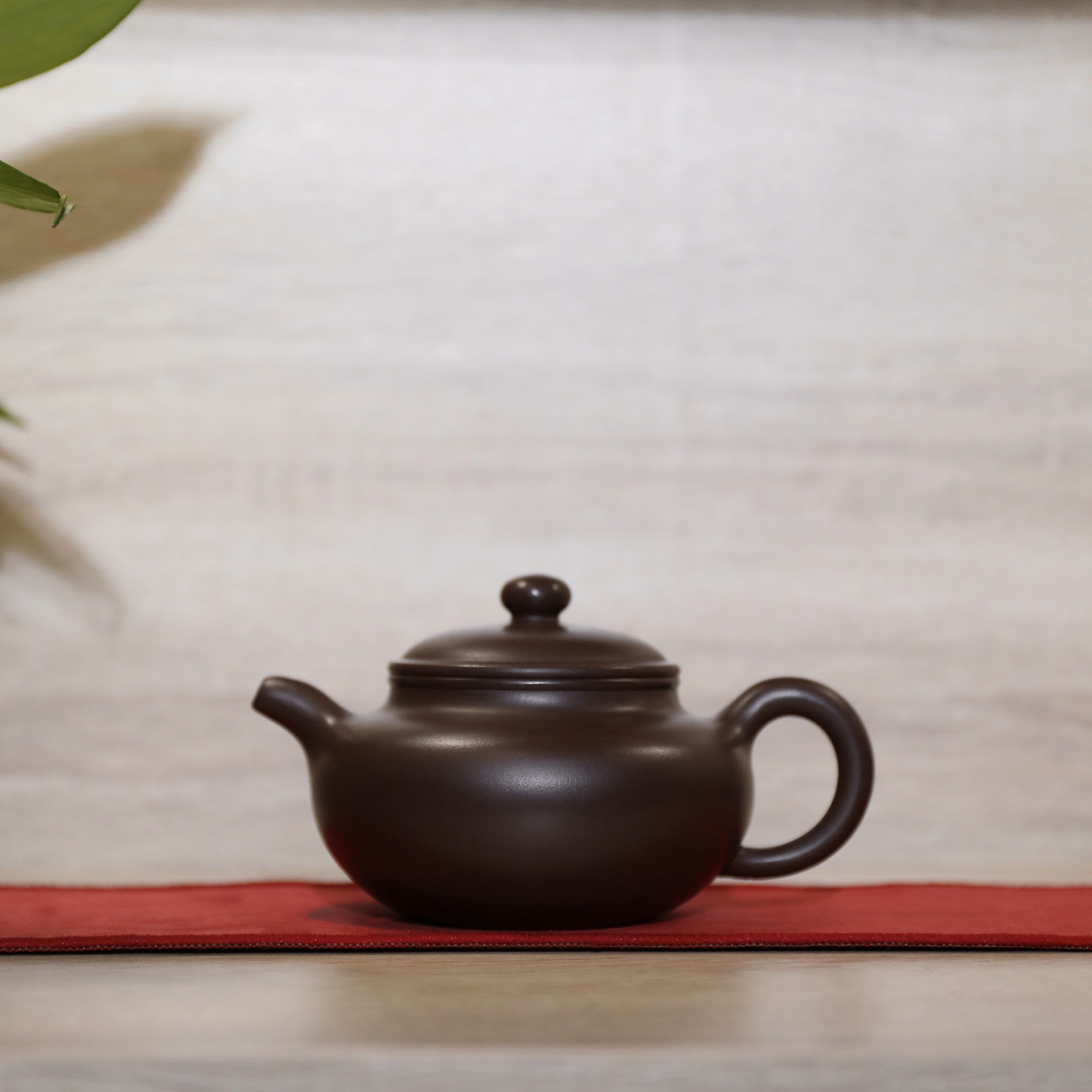 宜兴紫砂壶80目老紫泥仿古壶