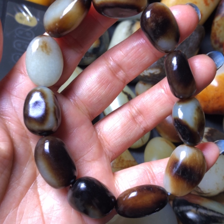 用***5和田玉未镶嵌珠宝奇石