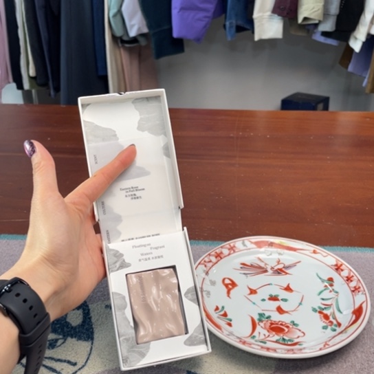 瓷片158。。。。。。。。。。。。。。。。