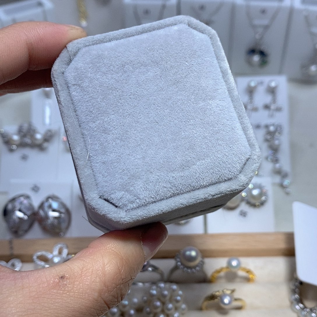 耳饰未镶嵌淡水珍珠