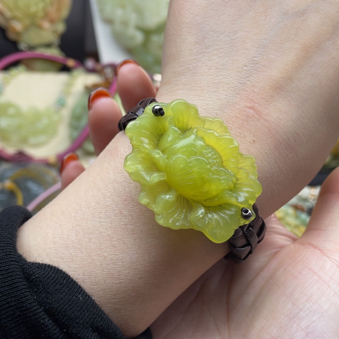 蛇纹石玉手链未镶嵌