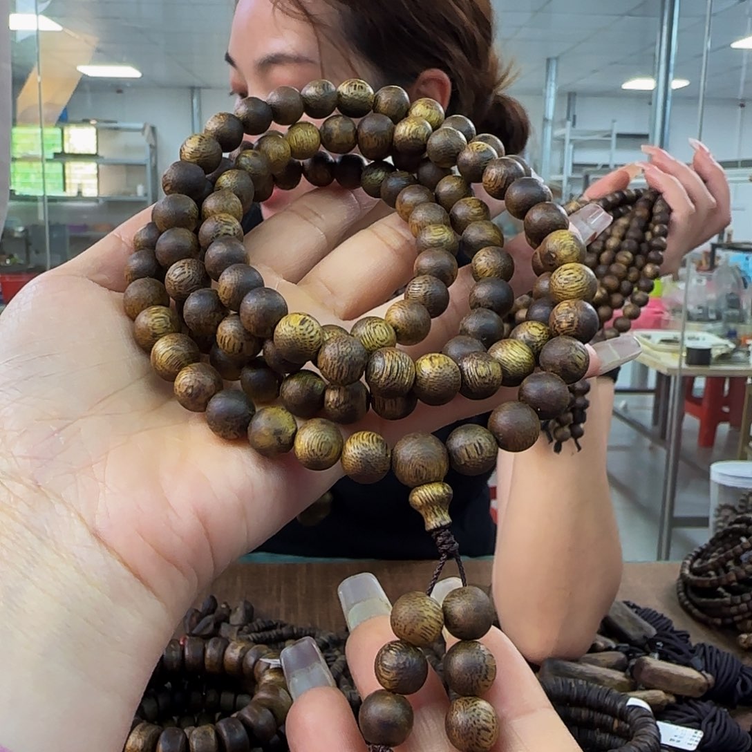 沉香手串一*多样性发货1条白棋99937