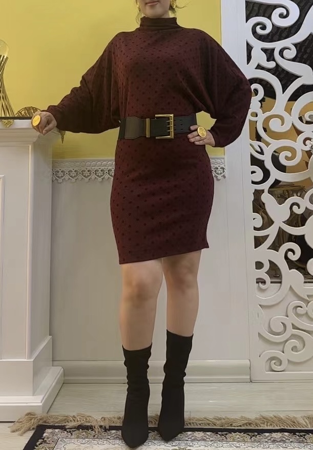 秋冬波点时尚短款连衣裙