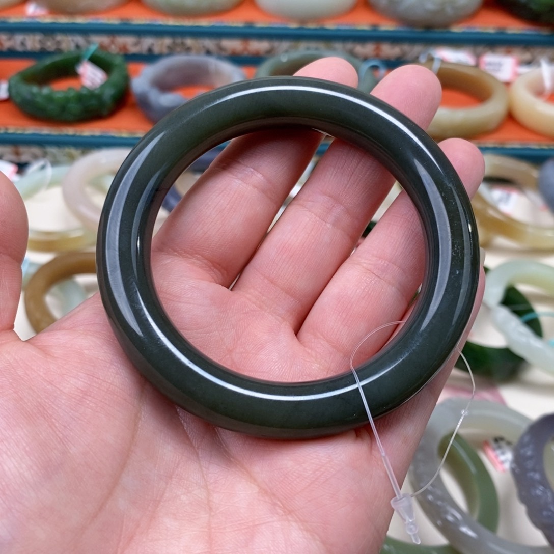 和田玉未镶嵌手镯57.7