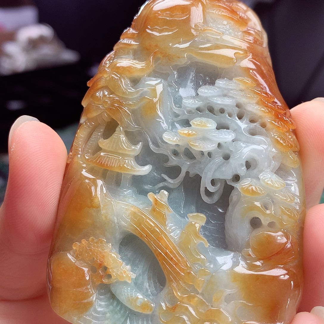 翡翠颈饰未镶嵌翡翠吊坠