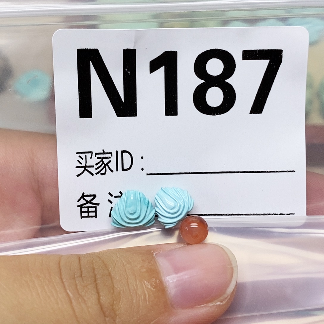 流***雨未镶嵌配饰南红玛瑙