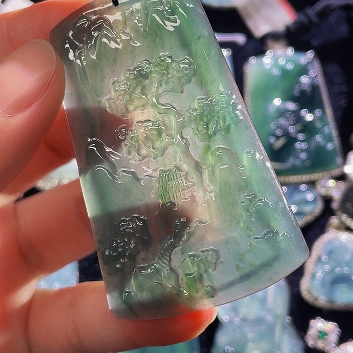 翡翠颈饰未镶嵌58，