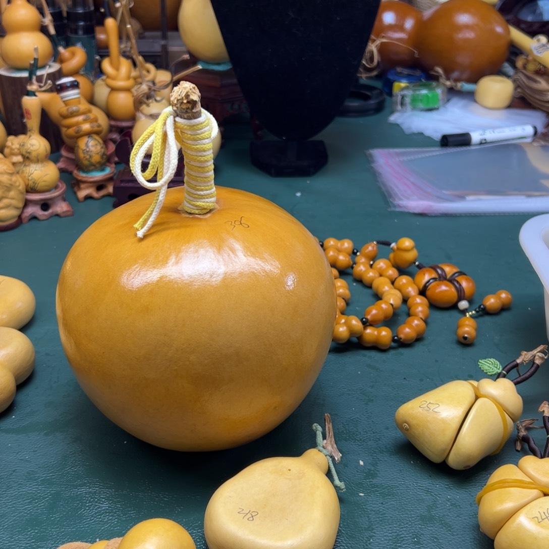 海****大叶紫檀（黑酸枝木类）