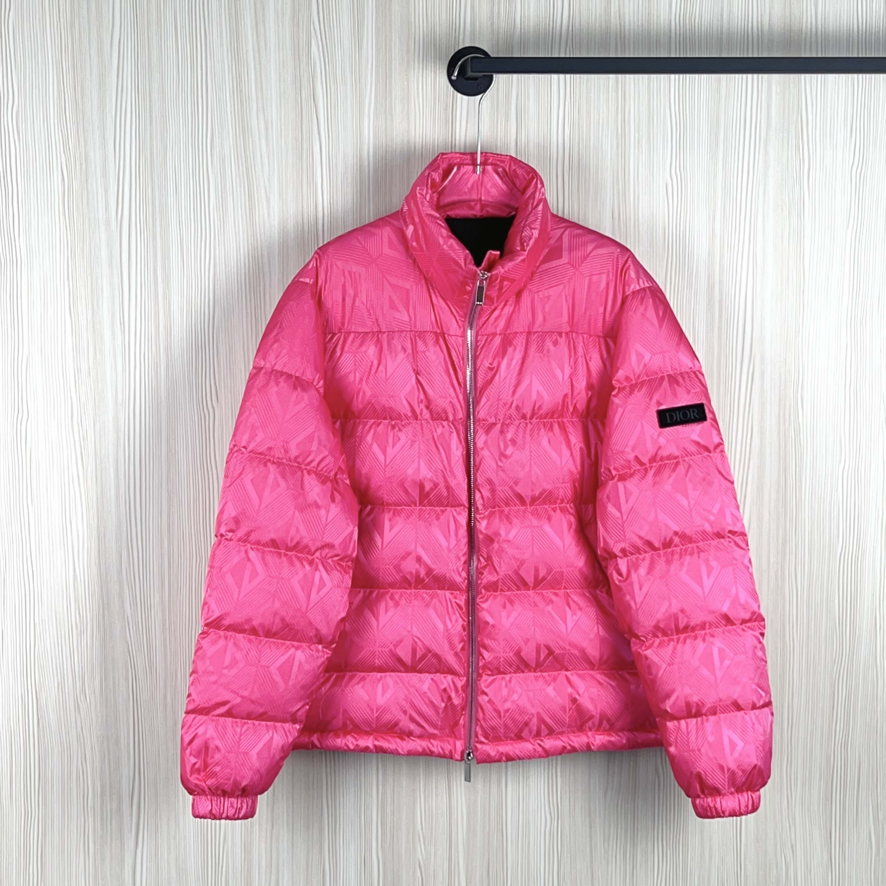 未使用 DIOR/迪奥 羽绒服 尺码52成色看直播 GSS27592