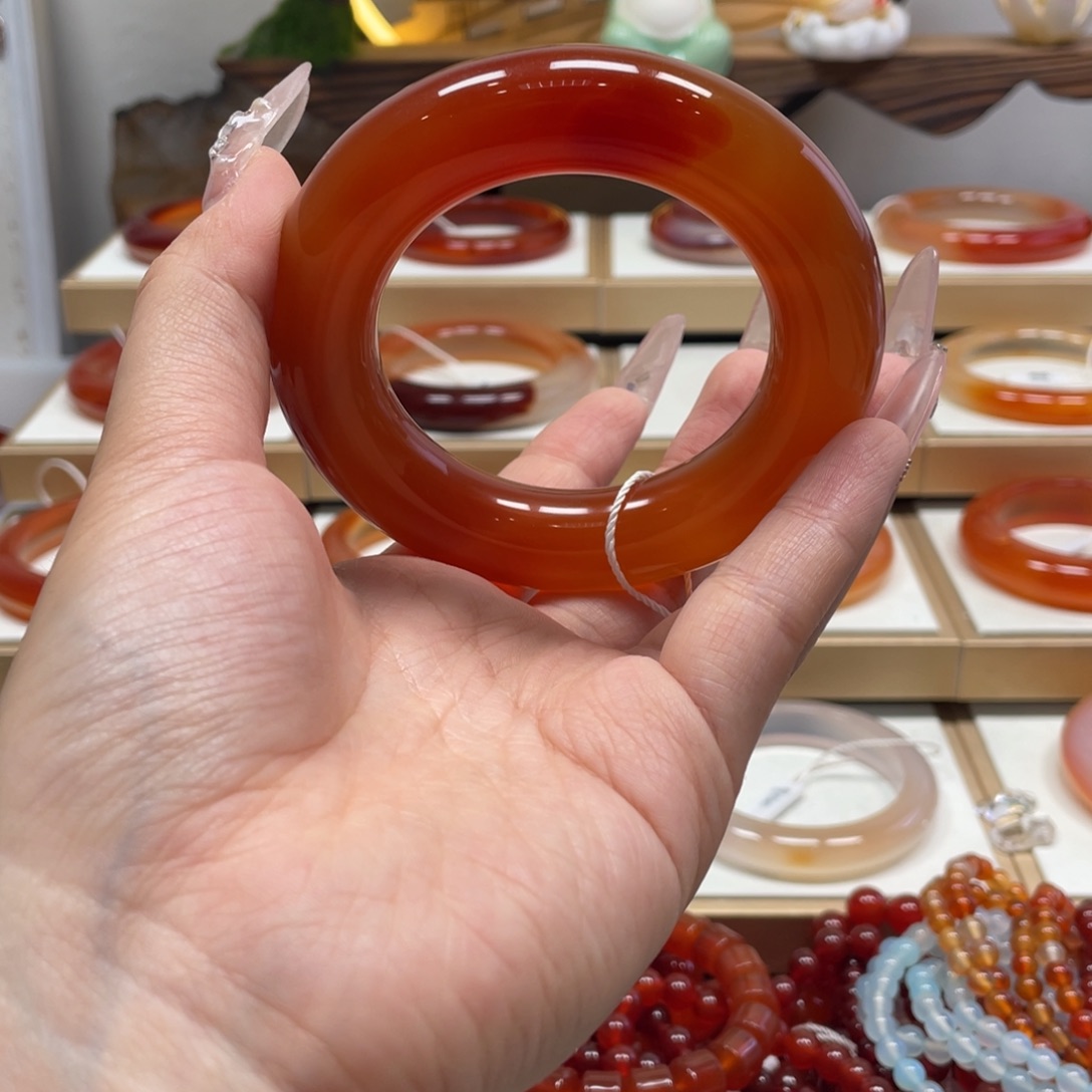 玛瑙/玉髓未镶嵌手镯