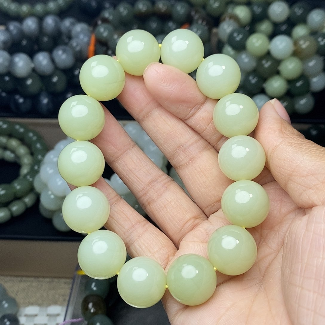 未镶嵌和田玉手链卡16