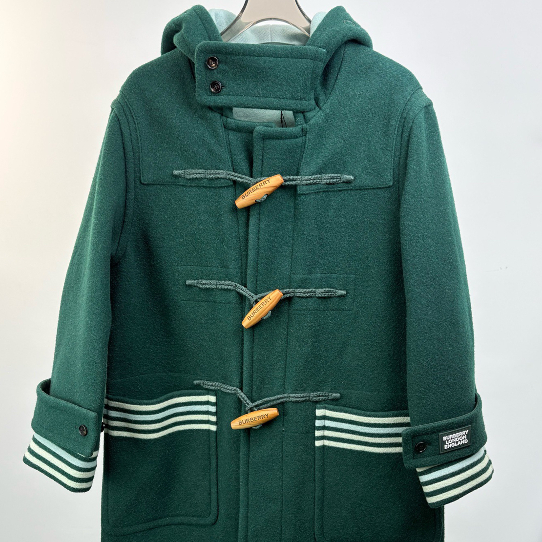 99新 BURBERRY/博柏利 博柏利新款条纹羊角扣大衣52码14974