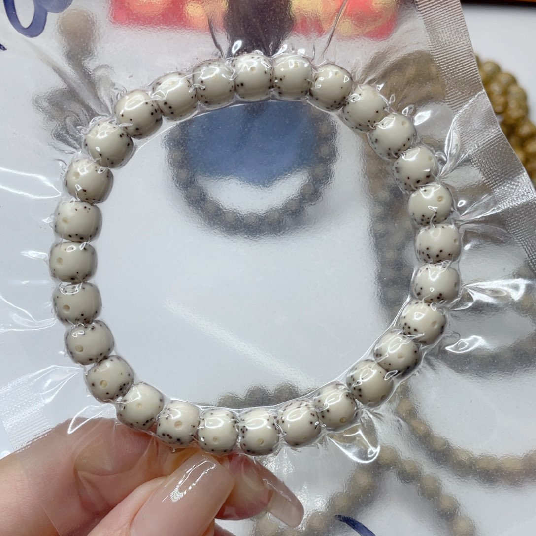 星月菩提吊坠石玉料古瓷白通体大留白卡8.5