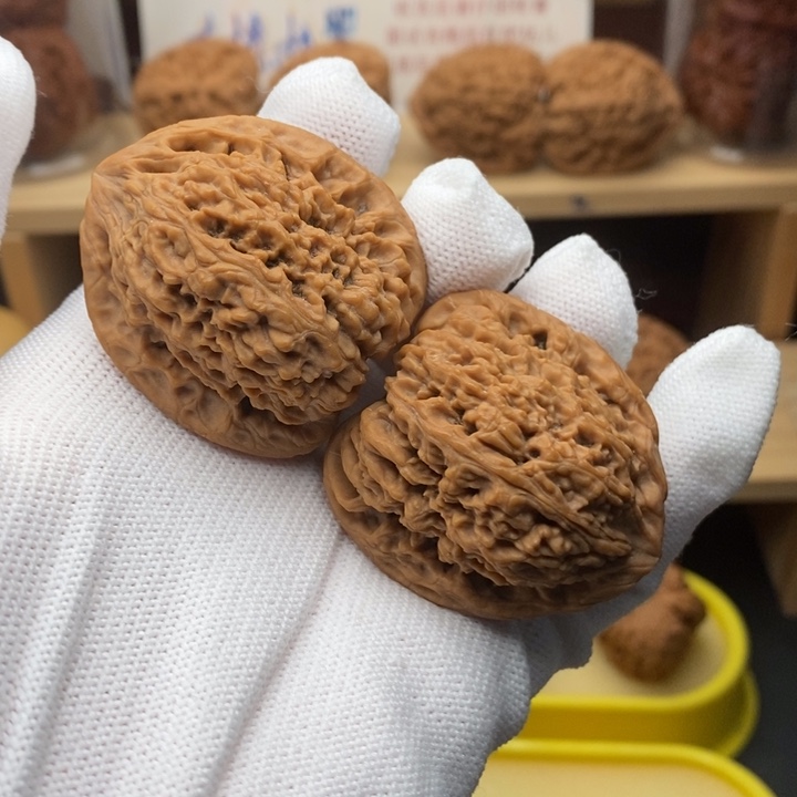 吊坠文玩核桃A****o正三角高炮毕业404043尺2129