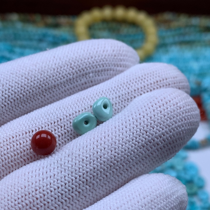 南红玛瑙未镶嵌珠宝奇石